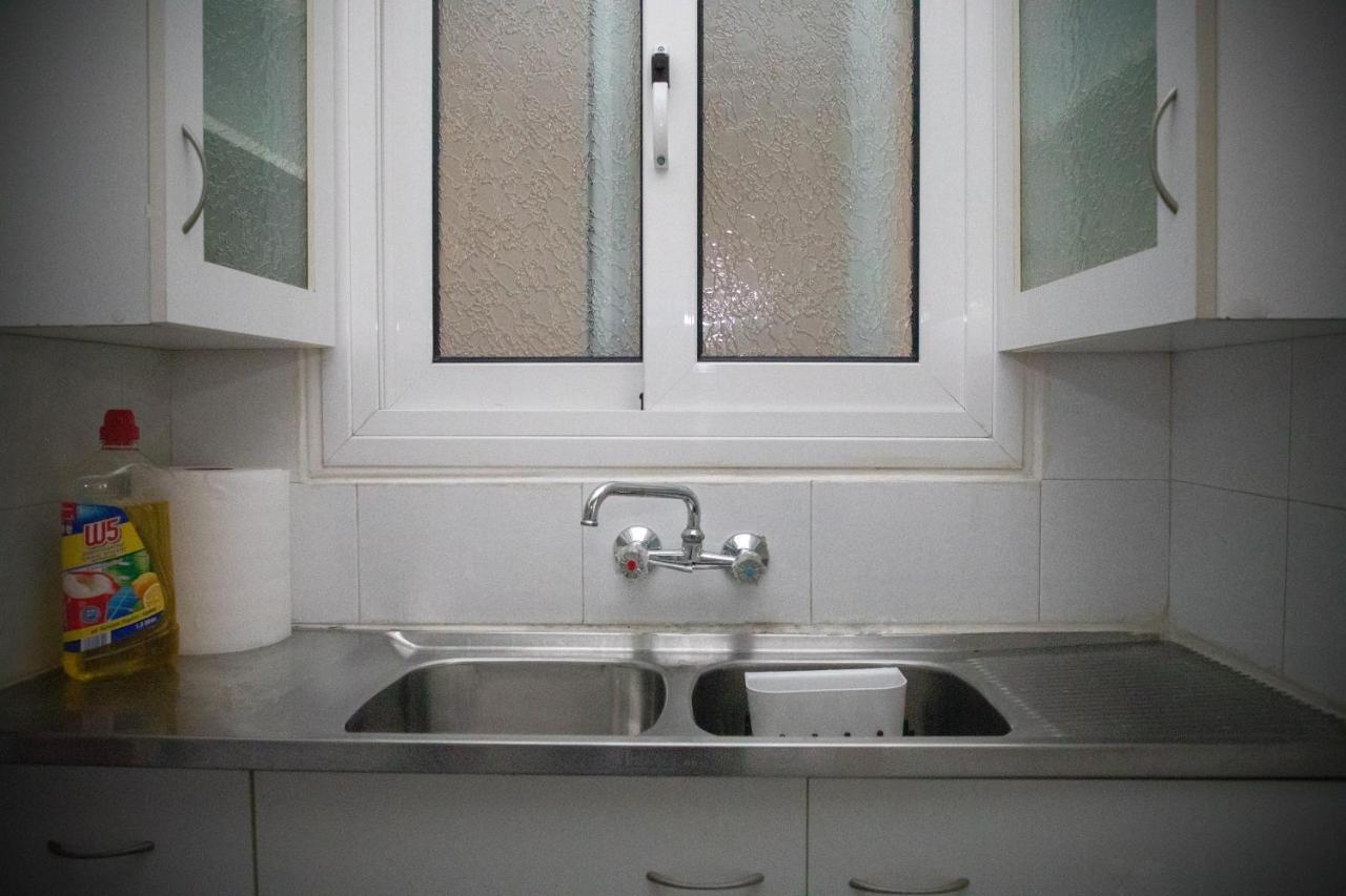 Ellanikou Apartment In Pankrati Vipgreece Athén Kültér fotó